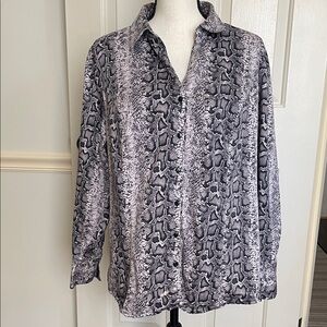 Lane Bryant Black and Gray Snake Print Button-Up Size 22